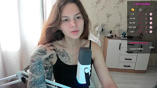 yourdreamm  online show from 09-22-25, 08:16