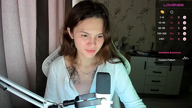 yourdreamm  online show from 09-24-25, 07:12