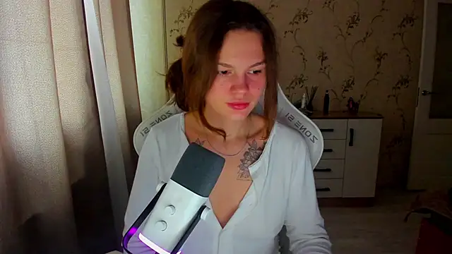 yourdreamm  online show from 10-09-25, 08:12