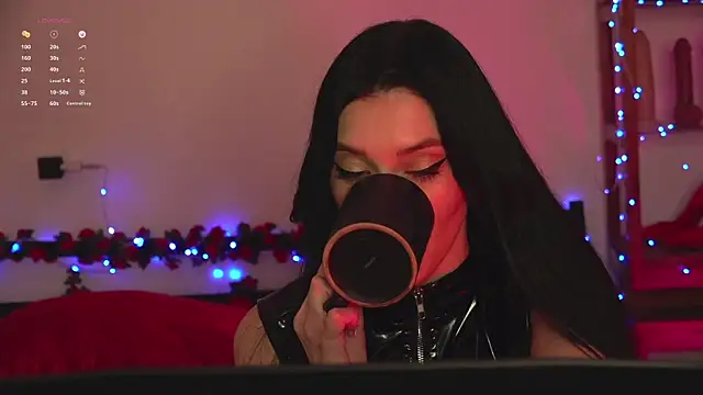 Olivia Faye online show from 04-30-26, 08:57