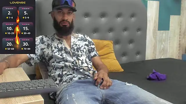 Damian Shakur online show from 10-31-25, 11:33