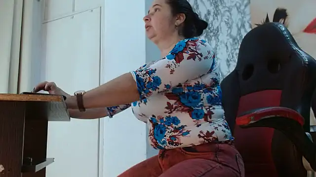 Snapshot of mariani_smith chatting on 09-23-25, 11:57 mariani smith online show from 09-23-25, 11:57