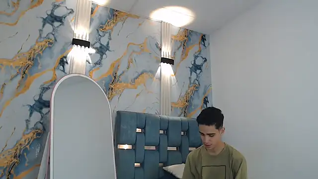 TWINKS BOYS1 online show from 02-01-26, 07:34