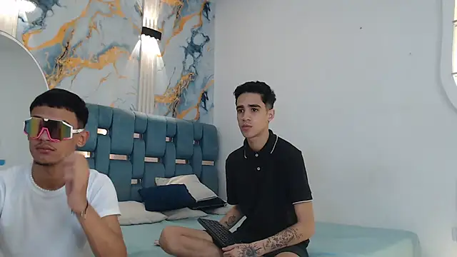 TWINKS BOYS1 online show from 02-03-26, 07:19