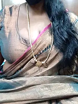 Snapshot of shobini chatting on 02-13-26, 04:03 shobini online show from 02-13-26, 04:03