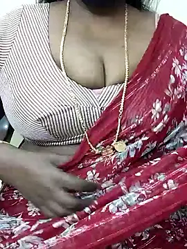 Snapshot of shobini chatting on 02-14-26, 05:26 shobini online show from 02-14-26, 05:26