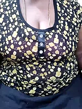 Snapshot of shobini chatting on 02-15-26, 02:52 shobini online show from 02-15-26, 02:52