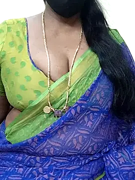 Snapshot of shobini chatting on 03-05-26, 04:52 shobini online show from 03-05-26, 04:52