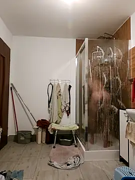 Snapshot of Czarnoksieznik chatting on 09-26-25, 07:18 Czarnoksieznik online show from 09-26-25, 07:18