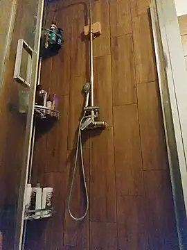 Snapshot of Czarnoksieznik chatting on 10-25-25, 04:46 Czarnoksieznik online show from 10-25-25, 04:46