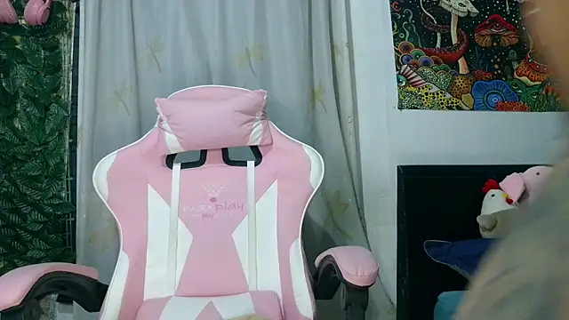 Snapshot of bettyboo2801 chatting on 03-28-26, 04:56 bettyboo2801 online show from 03-28-26, 04:56