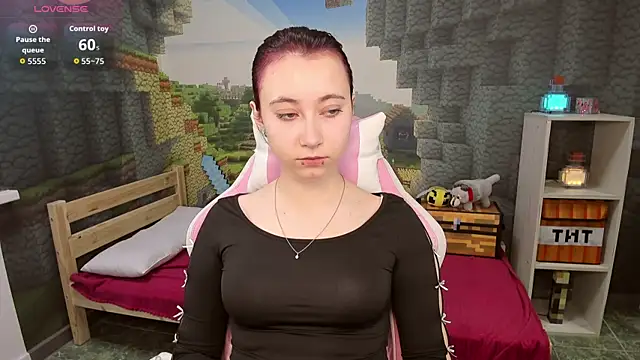 ClaraParks online show from 10-23-25, 06:28