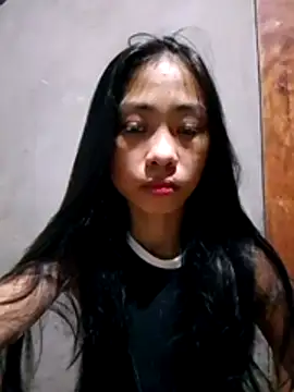 SweetMissPinay18 online show from 06-18-26, 04:44