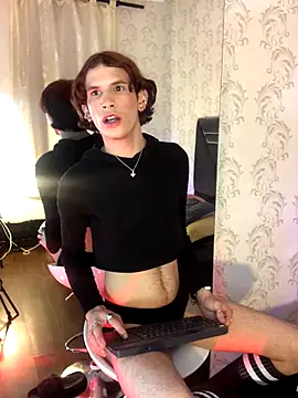 danny rios20 online show from 09-16-25, 03:51