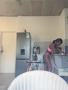 prettydollyy online show from 04-01-26, 11:00