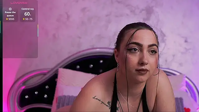 SweetySasha18 online show from 06-18-26, 05:17