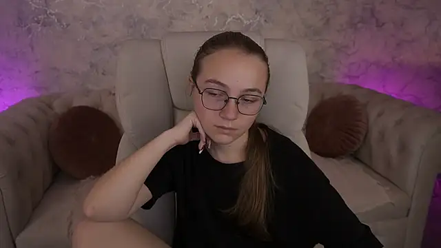 ArrinaWairr online show from 10-01-25, 07:36