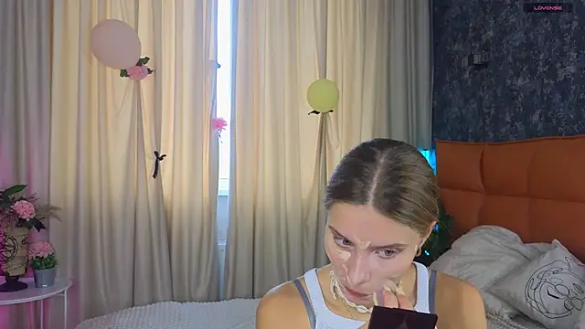 SoftBliss online show from 09-19-25, 06:48