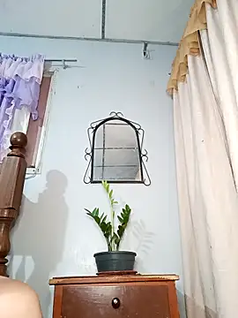 Snapshot of Rebecadiaz13 chatting on 03-07-26, 11:18 Rebecadiaz13 online show from 03-07-26, 11:18