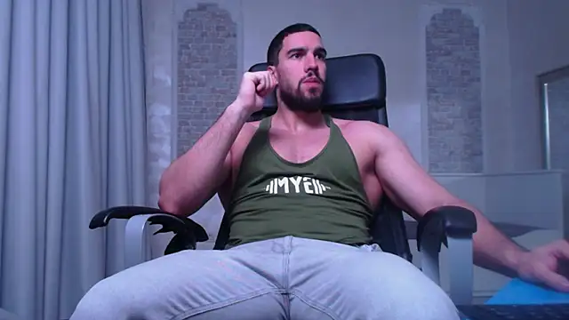 IvanHydee online show from 10-04-25, 04:32