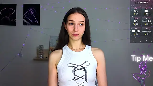 Snapshot of Made_for_Love chatting on 09-13-25, 02:06 Made for Love online show from 09-13-25, 02:06