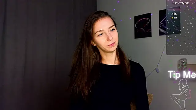 Snapshot of Made_for_Love chatting on 09-25-25, 02:21 Made for Love online show from 09-25-25, 02:21