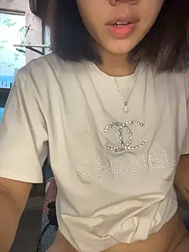 NinaChu online show from 10-19-25, 02:12