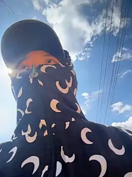 NinaChu online show from 10-21-25, 04:35