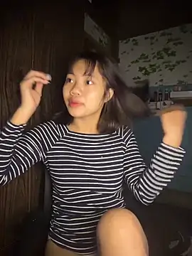 NinaChu online show from 11-07-25, 05:24