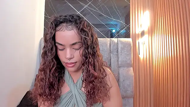 roxanne dl online show from 09-16-25, 11:44