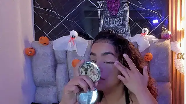 roxanne dl online show from 10-28-25, 12:09