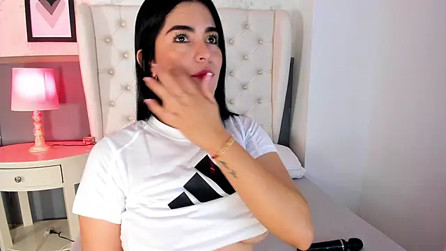 Sasha  sims   online show from 09-26-25, 11:47