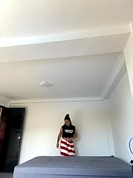 JuanitaMore01 online show from 10-28-25, 01:36