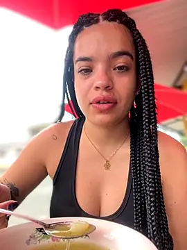 JuanitaMore01 online show from 12-05-25, 03:41