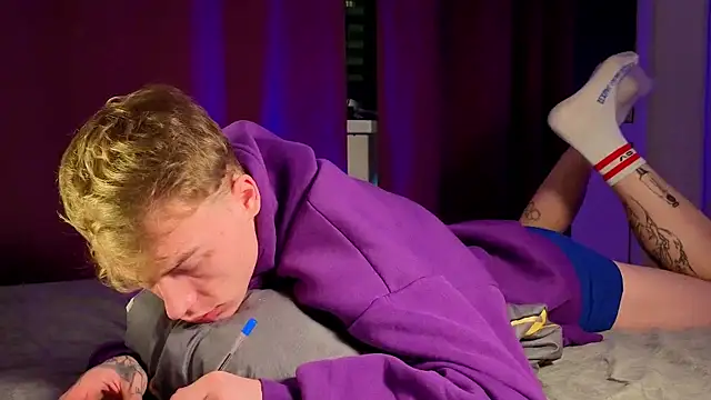 callmealexthx online show from 12-15-25, 05:39