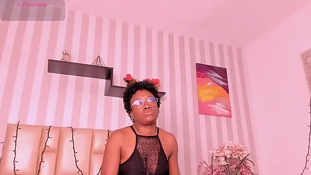 DarkHoneyy online show from 02-05-26, 01:05