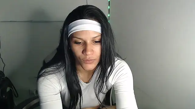 JessGarcia online show from 12-18-25, 03:18