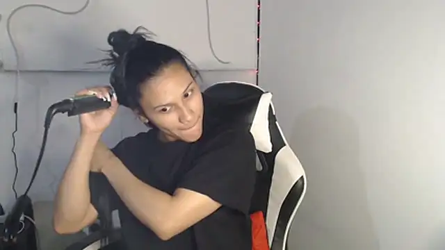 JessGarcia online show from 12-21-25, 12:07