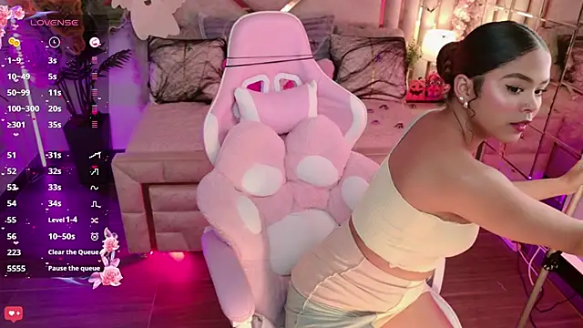 eimy 2 online show from 10-22-25, 04:46