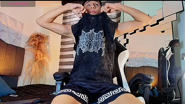 Isaac tan online show from 03-20-26, 08:25