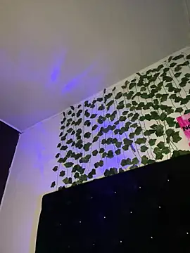 Liawood1 online show from 09-17-25, 10:11
