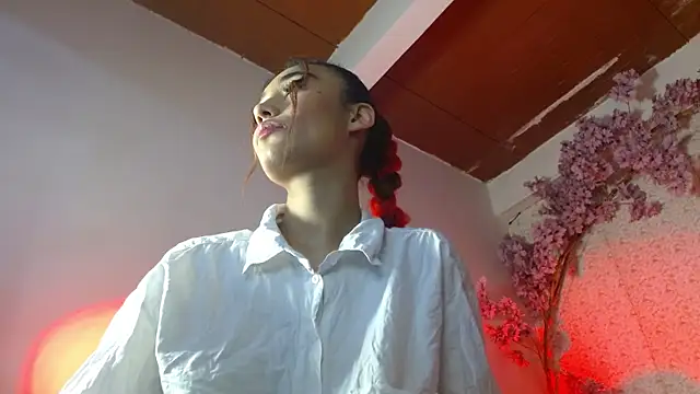 Liawood1 online show from 09-20-25, 01:23