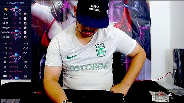 Snapshot of smith_hot29 chatting on 09-27-25, 04:28 smith hot29 online show from 09-27-25, 04:28