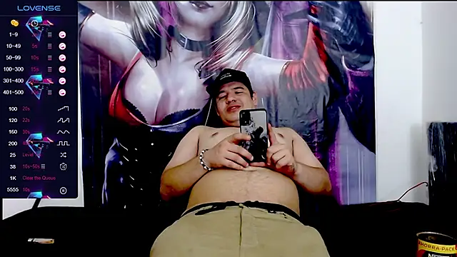 Snapshot of smith_hot29 chatting on 10-19-25, 06:25 smith hot29 online show from 10-19-25, 06:25