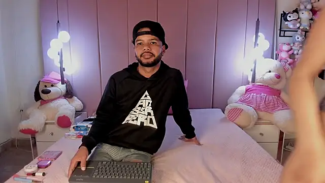 Liah Marthina online show from 11-30-25, 03:21