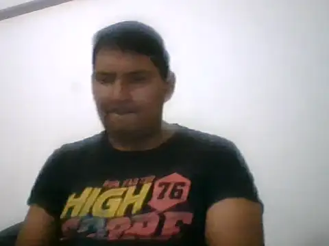 Snapshot of alexande_04 chatting on 10-21-25, 02:56 alexande 04 online show from 10-21-25, 02:56