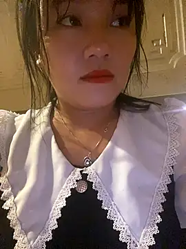 Me002 online show from 09-22-25, 03:08