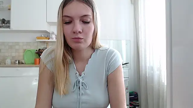 Snapshot of ProstoMaria chatting on 11-03-25, 08:04 ProstoMaria online show from 11-03-25, 08:04