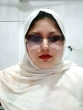 Nusrat-N online show from 06-14-26, 02:24