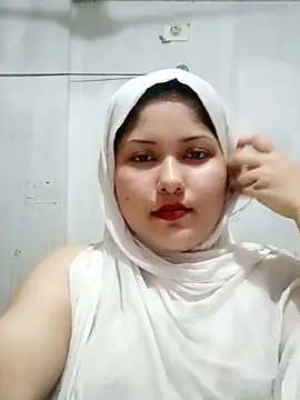 Snapshot of Nusrat-N chatting on 06-27-26, 12:33 Nusrat-N online show from 06-27-26, 12:33
